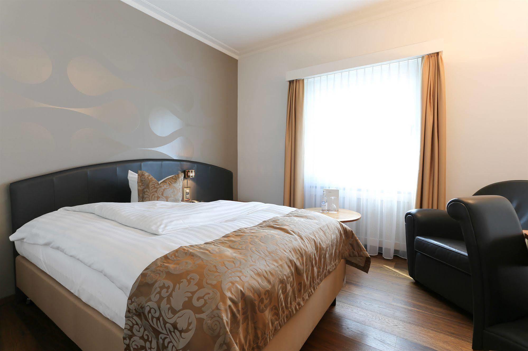 Hotel Uzwil Exterior foto