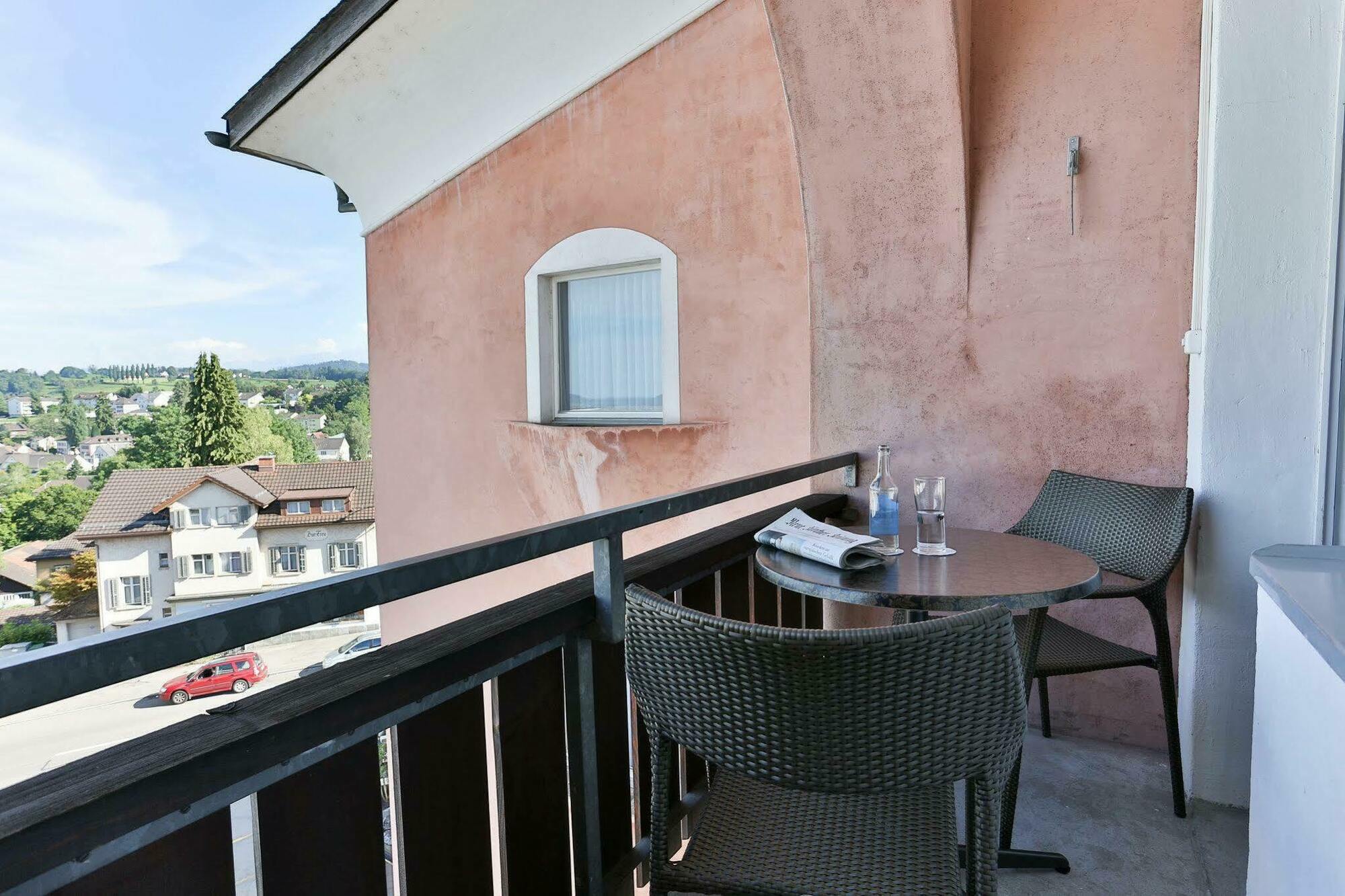 Hotel Uzwil Exterior foto